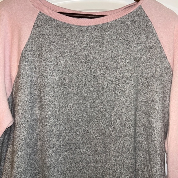 SO Extra Large Pink and Grey Long Sleeve - Picture 4 of 5